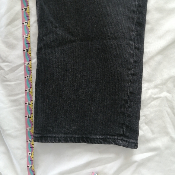 Aritzia Denim Forum The Arlo High Rise Straight Jeans in Black Licorice 31 - Picture 9 of 16